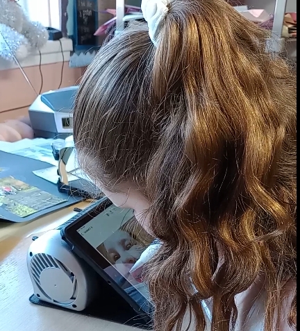 Megan drawing with the apple pencil